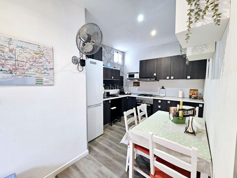 Foto 3f7dc642-96ff-4b73-a4bf-c70e1671508a. Edifici a Llefià Badalona