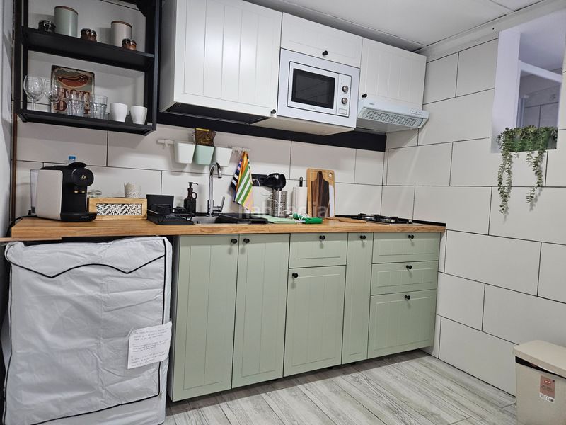 Foto 40c73cca-0c50-48f2-bf2d-988d59f17aee. Edifici a Llefià Badalona