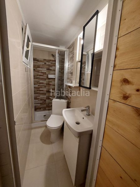 Foto 81c8723a-9ec1-47ea-ba09-7f94b2aaf9f5. Edifici a Llefià Badalona