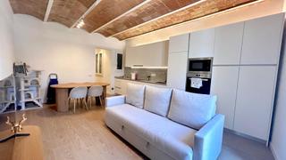 Piso  Carrer enamorats. Apartamento reformado de 60 m en el corazón del eixample en call