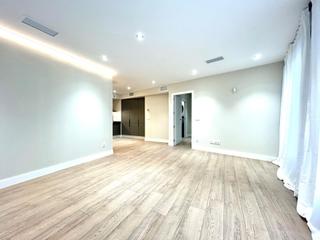 Office space  Carrer vallirana. Moderno estudiooficina de 60 m en calle vallirana 46