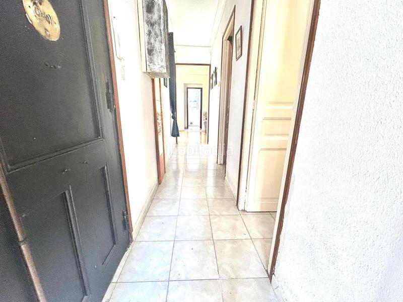 Foto 7e096dd9-caf0-4d24-8cc9-f52e3c91ff6b. Piccolo appartamento con riscaldamento in Vila de Gràcia Barcelona