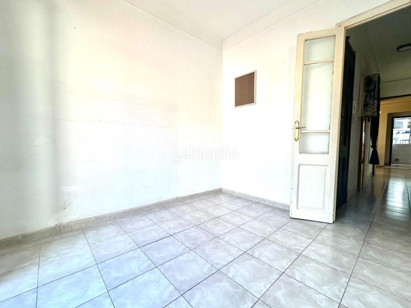 Foto c31bea54-fedd-4d8c-bffd-d7867b8e894d. Piccolo appartamento con riscaldamento in Vila de Gràcia Barcelona