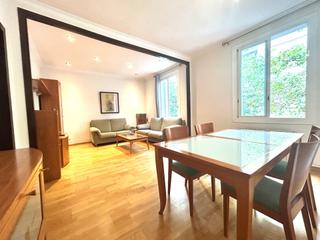 Appartamento  Carrer padilla. Exclusivo apartamento de 76 m con 3 dormitorios, 2 baños solo 5