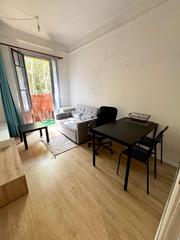 Appartamento  Carrer cartagena. Luminoso piso con balcón en el eixample en calle cartagena 322