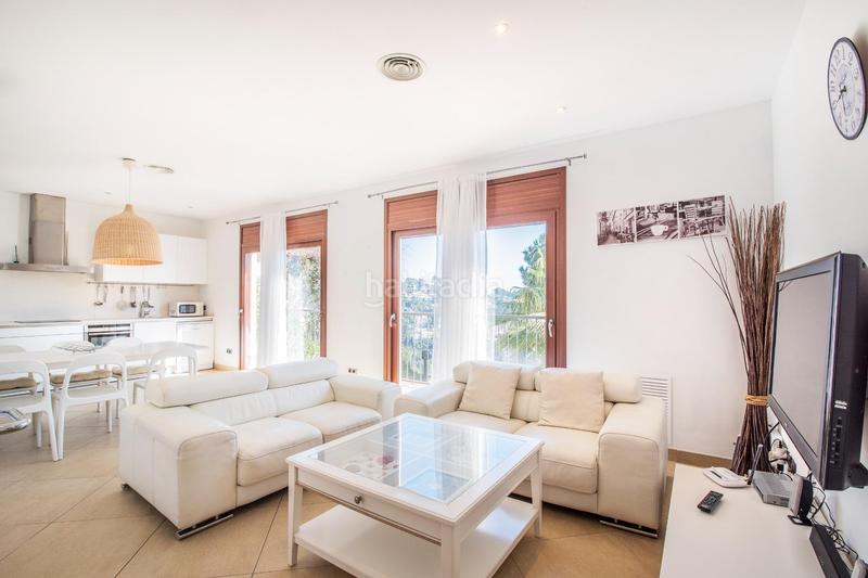 Foto 2f0fee7e-98e1-4fc5-a7e7-56e5e5a3bb67. Chalet in carrer violetes 5 in Serra Brava Lloret de Mar