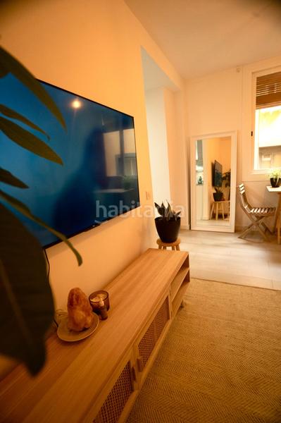 Foto 5af301ba-06ca-4186-86c8-4a43f06d76c4. Apartamento piso en calle de picalquers, 3 bis en Barcelona