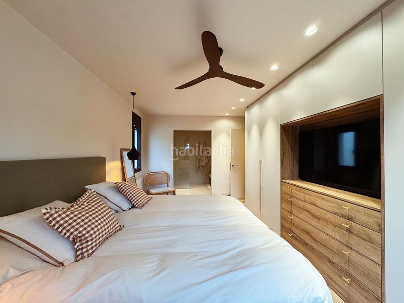 Foto 0dfb38bc-9bf9-4456-930f-7ec6401c0e5e. Chalet in calle josep carner 15 in residencial Begur-esclanyà Begur