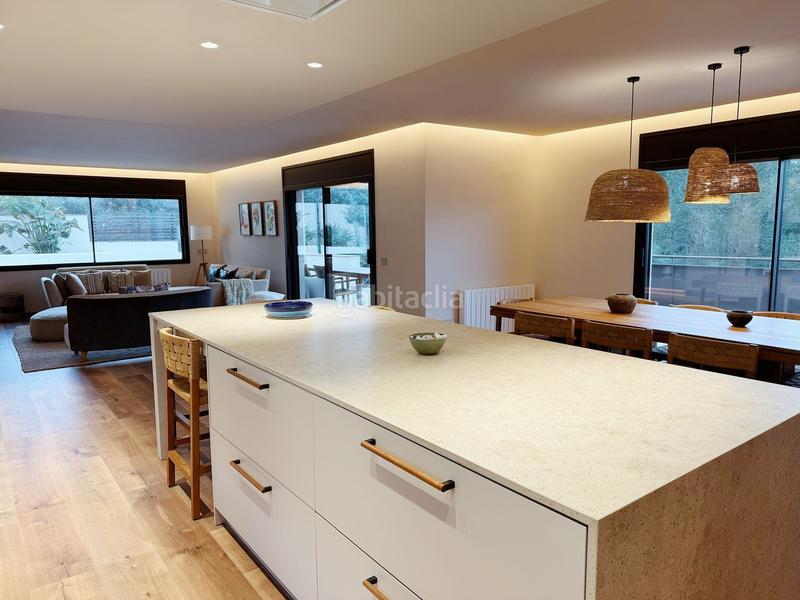 Foto 43190f3f-80e7-460a-b16e-f014fe3b741d. Chalet in calle josep carner 15 in residencial Begur-esclanyà Begur