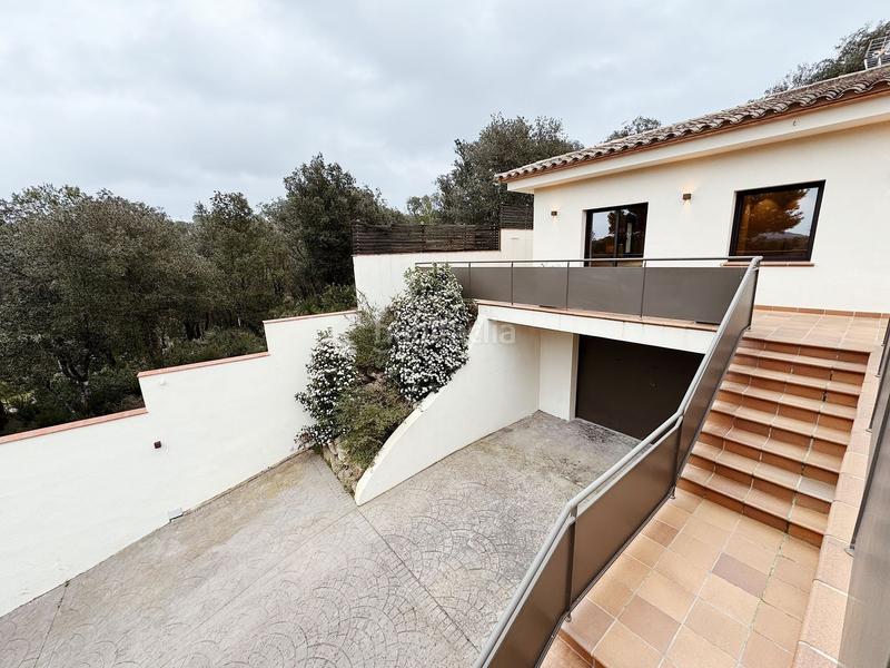 Foto 653f2064-f474-4fd9-8f16-84b682218274. Chalet in calle josep carner 15 in residencial Begur-esclanyà Begur