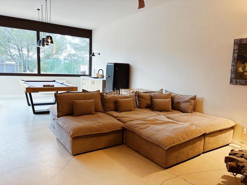 Foto 77000ee3-bacf-4479-b410-05e99a98b9b2. Chalet in calle josep carner 15 in residencial Begur-esclanyà Begur