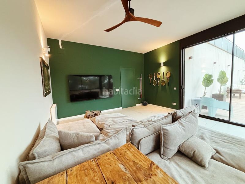 Foto 916b5b73-66b0-4f33-9b4f-83e005f93e90. Chalet in calle josep carner 15 in residencial Begur-esclanyà Begur