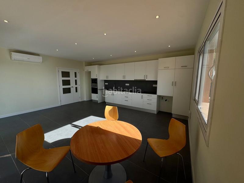 Foto a5b67c42-9560-4f4b-94e6-3ccfcd8e6812. Chalet dans calle de pomaret 0 dans Sarrià Barcelona