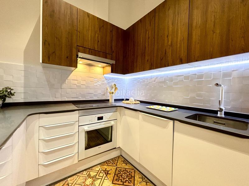 Foto 283c1466-aaed-45a1-8295-2cd86ad6da18. Appartamento con riscaldamento in Gòtic Barcelona