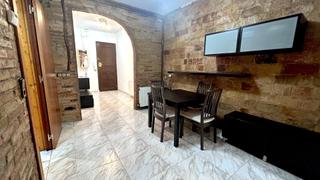 Etagenwohnung in Carrer VILADOMAT