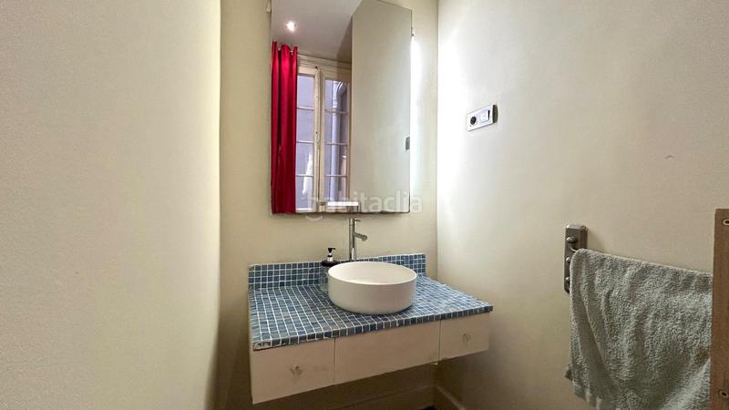 Foto 35c31312-0e9f-4181-a42b-8e2ae8731b74. Piso elegante piso con balcón en el eixample en calle casanova 20 en Barcelona