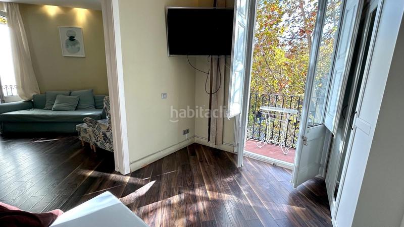 Foto 69f07191-c6f6-4295-9218-108e24f8a1fa. Piso elegante piso con balcón en el eixample en calle casanova 20 en Barcelona