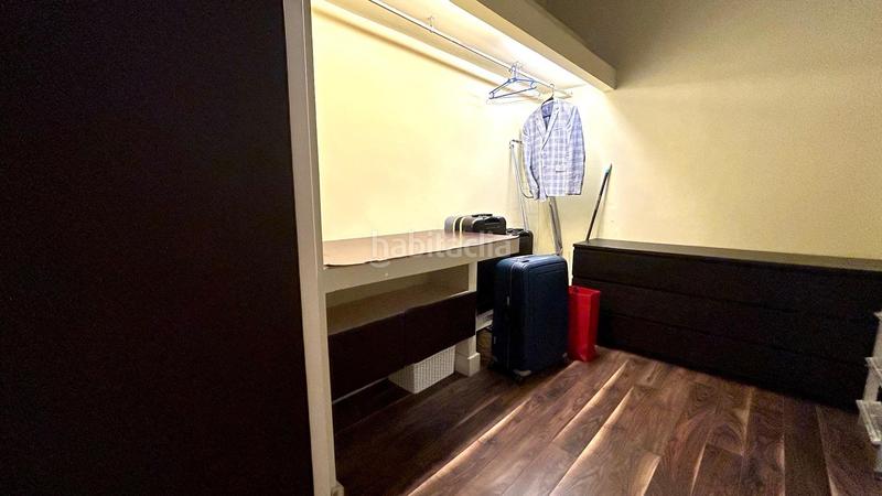 Foto c25d9ed5-1b04-4e7f-8077-856990c7ab1f. Piso elegante piso con balcón en el eixample en calle casanova 20 en Barcelona