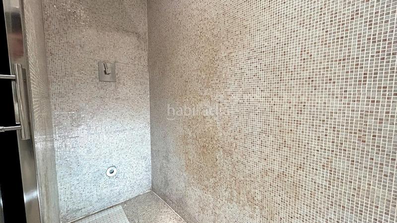 Foto f9def183-6e1d-456c-9f9e-95aad8f031c1. Piso elegante piso con balcón en el eixample en calle casanova 20 en Barcelona