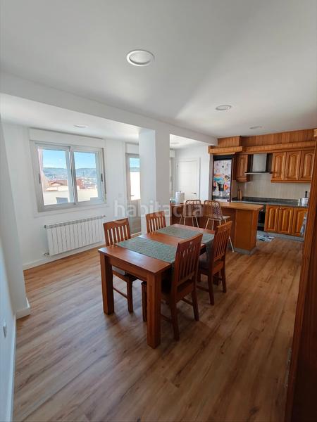 Foto 5dd03828-01bd-497c-b9b7-f105a90e7c8b. Pis amb xemeneia calefacció a San Francisco Ourense