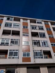 Etagenwohnung  Rúa do vinteún. Piso en muy buen estado ideal para familias "venta"
