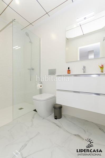 Foto 9c6d19c2-28e3-470a-8419-7f9dc6ac0fea. Chalet mit parking pool in Zona Carrefour - Urbanizaciones Torrevieja