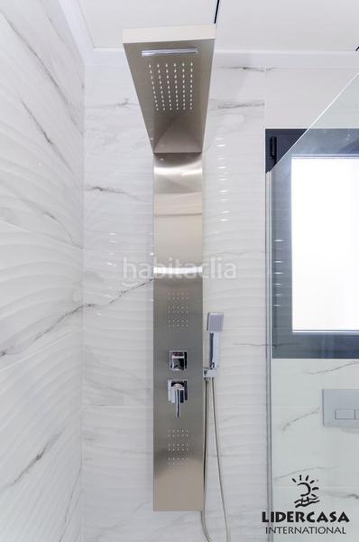 Foto 7f087924-6475-4d76-bf1c-1f83552fc903. Chalet with parking pool in Zona Carrefour - Urbanizaciones Torrevieja