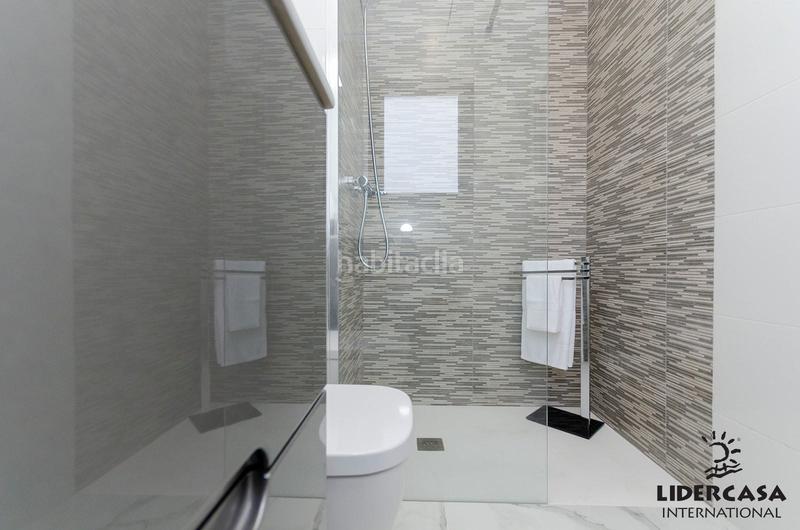 Foto af3f3927-d96a-49f1-9bfa-159b3b185239. Chalet with parking pool in Zona Carrefour - Urbanizaciones Torrevieja