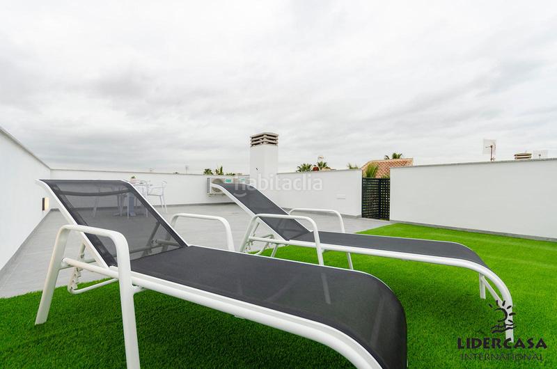 Foto 287a05c8-e496-4d54-853d-a908a739f5a3. Xalet amb aparcament piscina a Zona Carrefour - Urbanizaciones Torrevieja