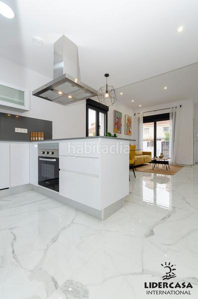 Foto 73dd9e2c-0b08-45cf-9b11-6bfe763b0158. Xalet amb aparcament piscina a Zona Carrefour - Urbanizaciones Torrevieja