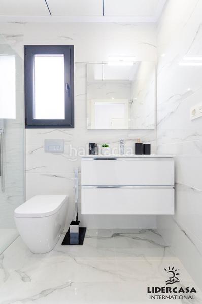 Foto f3a7b6a1-677a-46f3-9ee7-942fd6e2c307. Xalet amb aparcament piscina a Zona Carrefour - Urbanizaciones Torrevieja