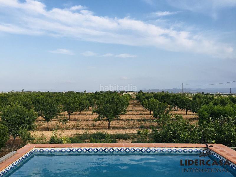 Foto ed08c044-4b29-495c-a72a-2e31e5f55d62. Xalet amb aparcament a Centro Fuente Álamo de Murcia