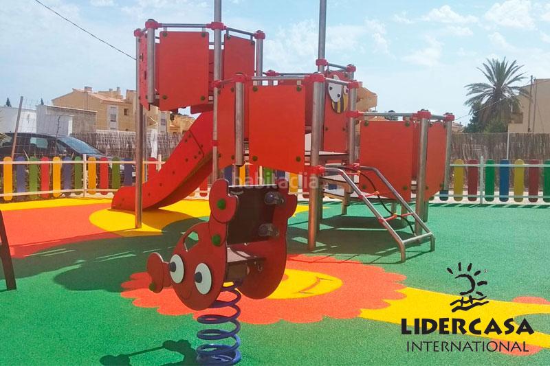 Foto 4e1ae02a-778e-4ac9-8139-2a2150f0cf01. Chalet con parcheggio piscina in El Montgó Dénia