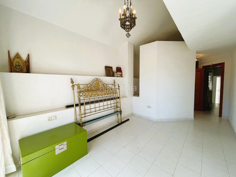 Foto 2f7365a7-36b0-40f6-be3f-ebbc014f03c1. Chalet with parking in Campoamor Orihuela