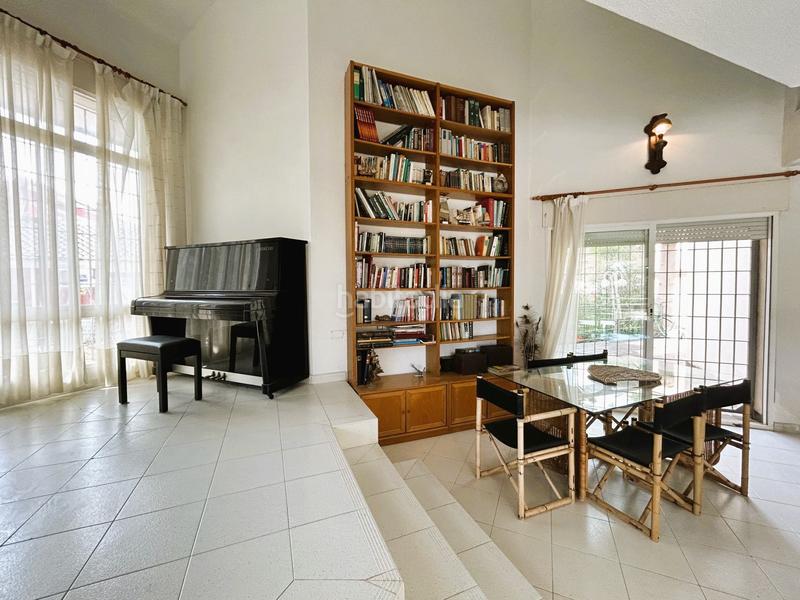 Foto 5609045b-f819-4d1d-b627-bb194dcd90ff. Chalet with parking in Campoamor Orihuela