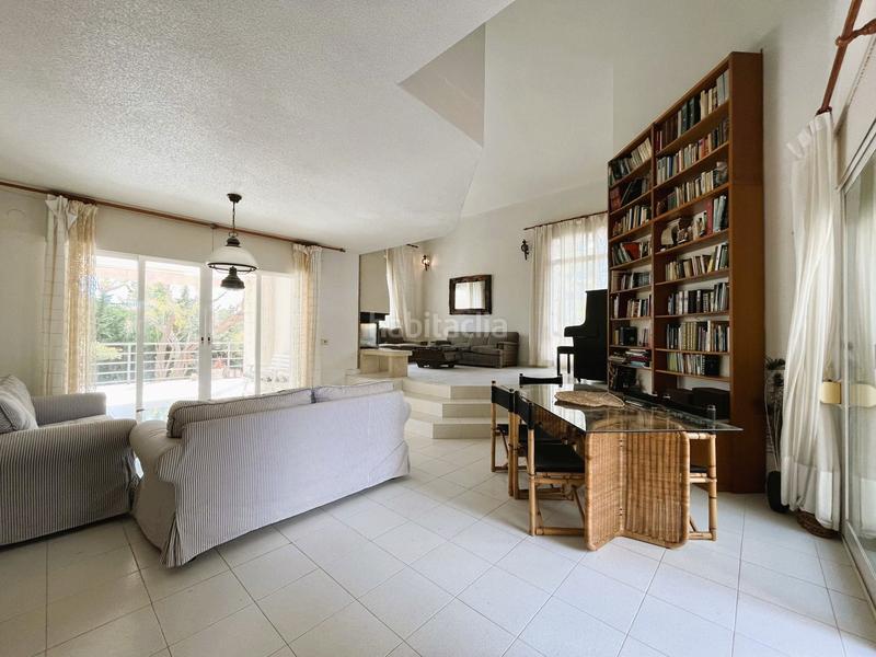 Foto 1433c052-1dfd-4a3a-bee4-d6250a4ab868. Chalet avec parking dans Campoamor Orihuela