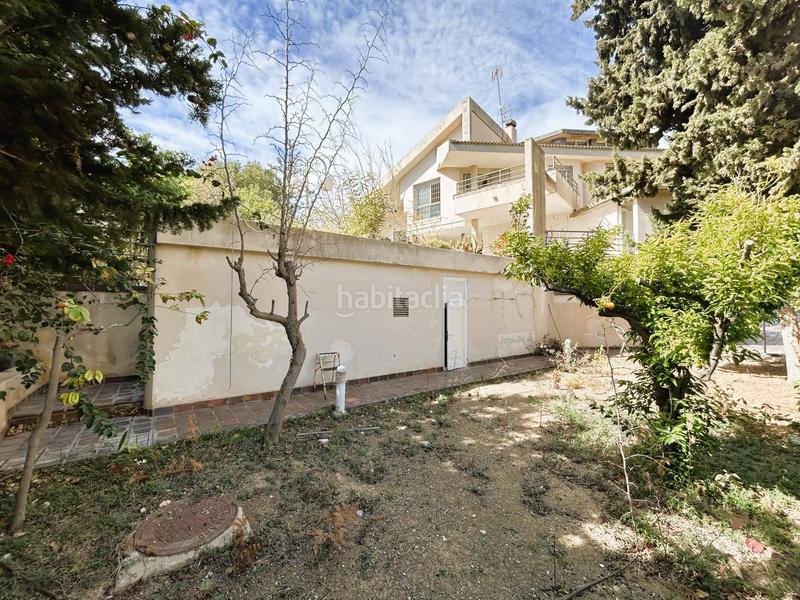 Foto dc15541c-c3f9-44a7-9da1-2ec6b1a594f6. Chalet avec parking dans Campoamor Orihuela