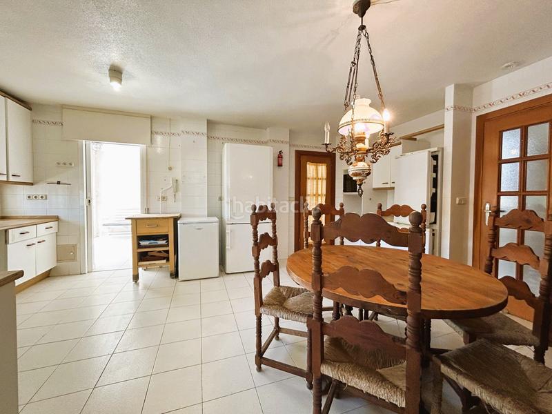 Foto de6fda61-d703-48a9-a249-a95984e59d43. Chalet avec parking dans Campoamor Orihuela