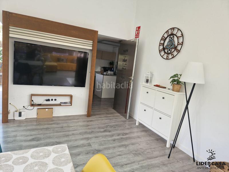 Foto 8b75c649-cb4b-4bda-bfeb-377c73637520. Chalet en Punta Prima Orihuela