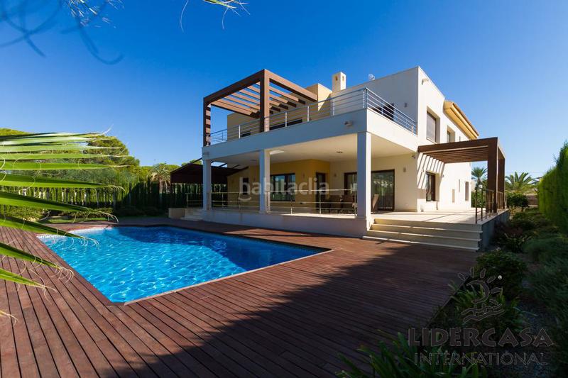 Foto d62b6b57-682f-49f2-aaab-92b7ac45da3c. Chalet mit parking pool in Cabo Roig Orihuela