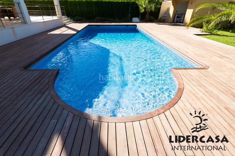 Foto 43523f20-bf62-4cdc-aff1-328fa6d42dbd. Chalet avec parking piscine dans Cabo Roig Orihuela