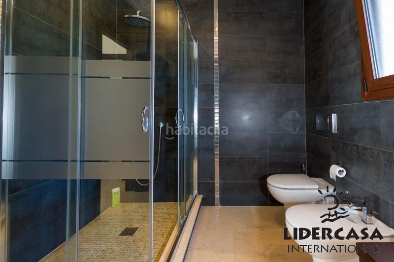 Foto 556e3ea1-daf6-4fa3-845b-8b6815a0195f. Chalet con parcheggio piscina in Cabo Roig Orihuela