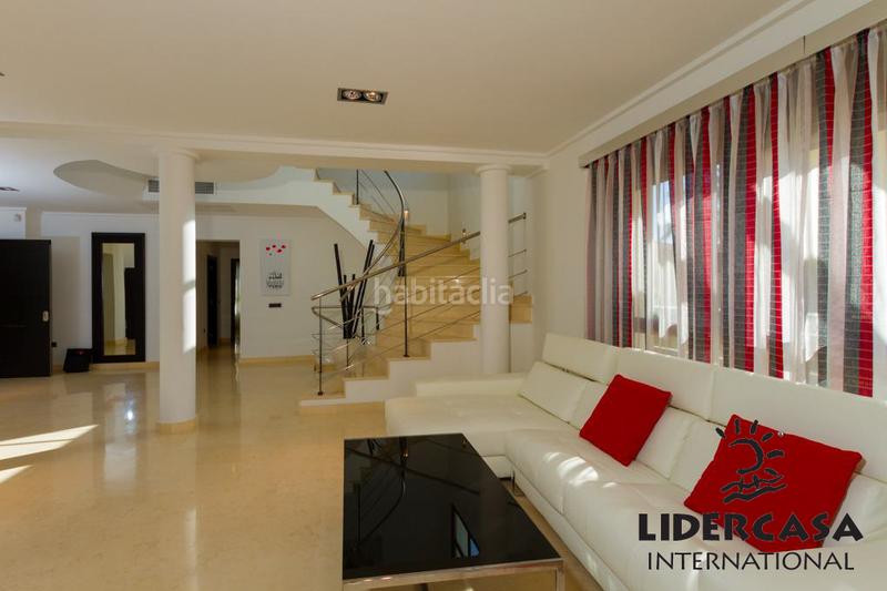 Foto 7617b6ef-9906-479a-9a37-9c6b0fe70762. Xalet amb aparcament piscina a Cabo Roig Orihuela