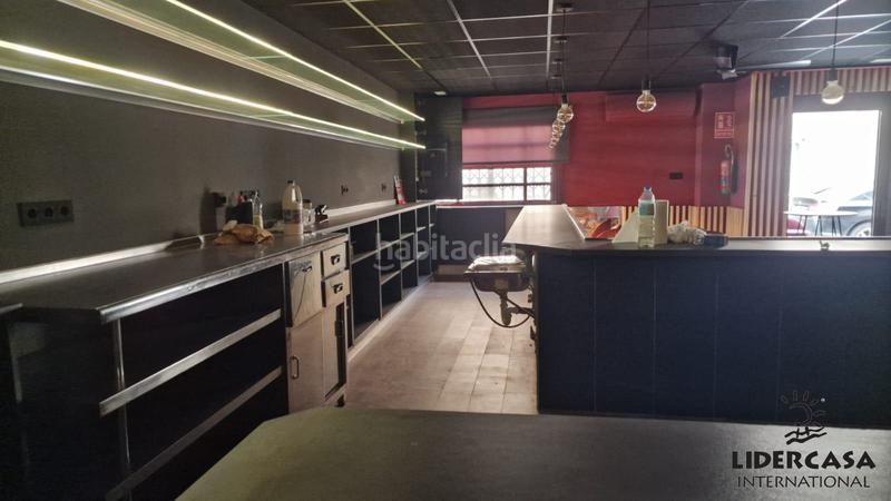 Foto 53f974ec-7a83-471b-92c9-71f4bdd96bfc. Location local commercial dans El Raal Murcia