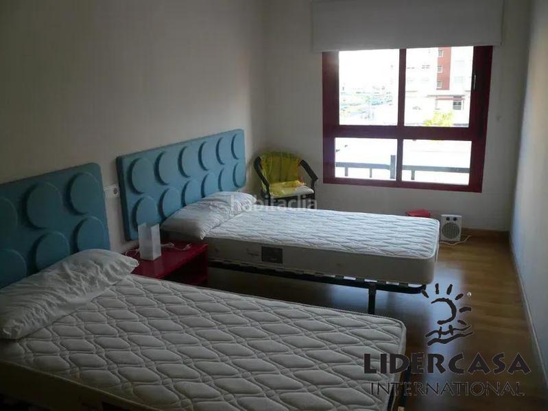 Foto 121704df-c7d9-48de-8696-ec4ef22ce838. Appartamento con parcheggio piscina in Juan Carlos I Murcia