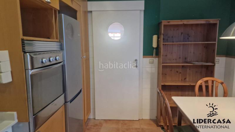Foto 534cedee-143e-4c47-acf8-f1cade757f8e. Rent flat with parking in La Fama Murcia