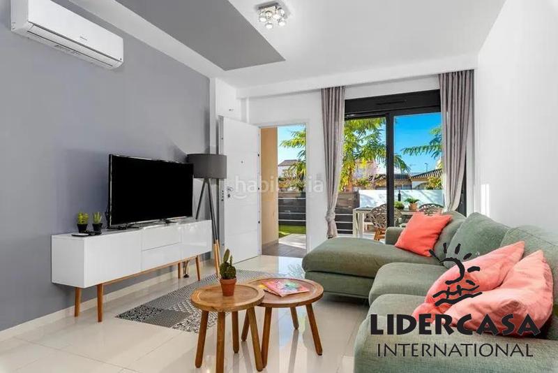 Foto 35785221-452f-4a99-be97-cd6f9df381f4. Apartment with pool in Pueblo Latino Pilar de la Horadada