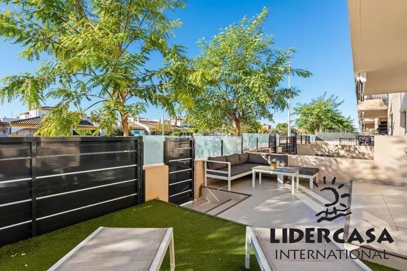 Foto 59e3d14c-dc2c-4d83-b30b-51b4aae02fd3. Appartement avec piscine dans Pueblo Latino Pilar de la Horadada