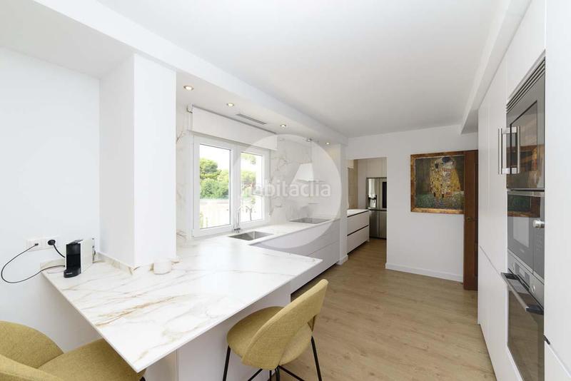 Foto 8d2e15a5-3ea9-4d5c-b391-1d6eccbbff31. Chalet mit parking pool in Campoamor Orihuela