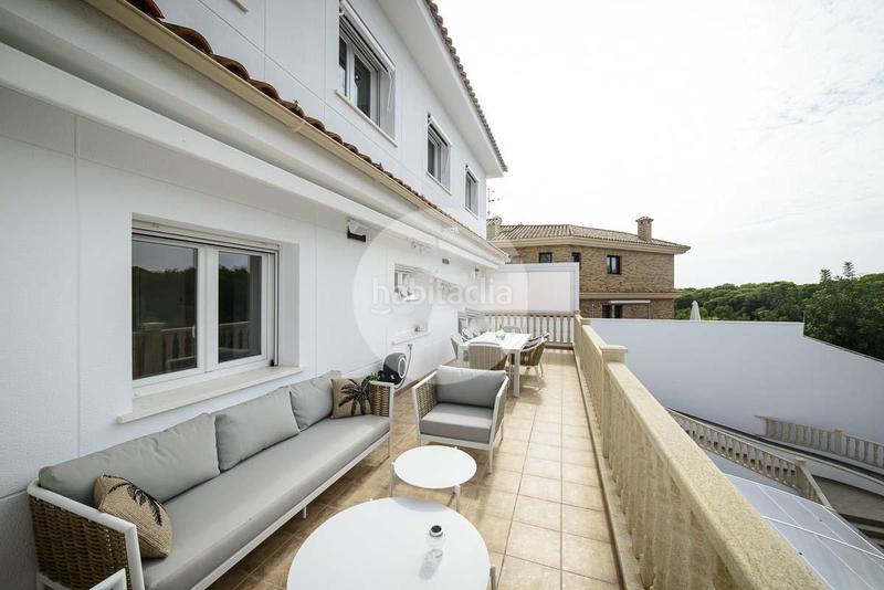 Foto 25a37e77-829d-459b-ba47-c13bd8085bde. Chalet en Campoamor Orihuela